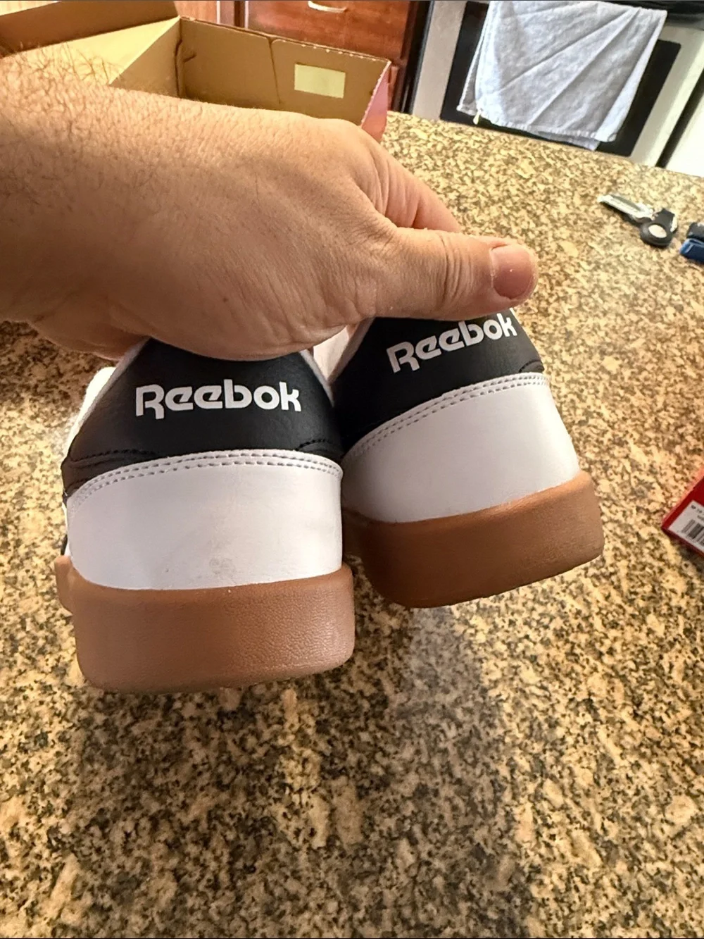 Reebok classic low